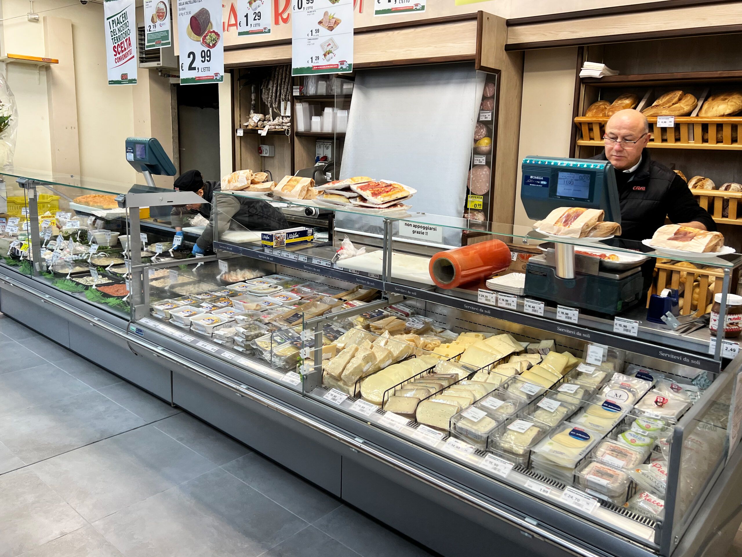 Interno negozio: 11504 – CRAI LUSERNA SAN GIOVANNI