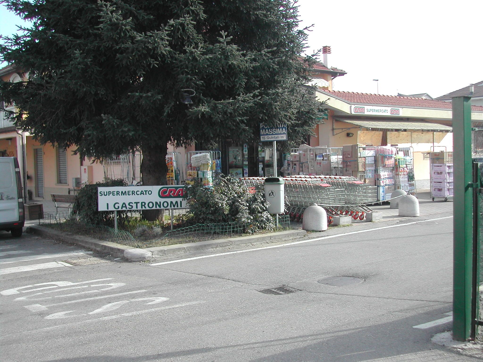 Esterno negozio: 10761 – CRAI GASSINO TORINESE VIA BUSSOLINO, 28