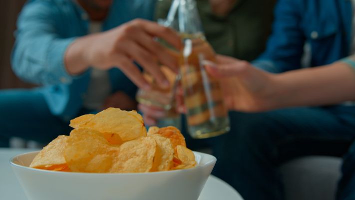Aperitivo Rustico? Ci pensano le Patatine Casarecce Crai!