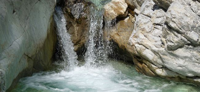 💧 Acqua naturale: semplicità e benessere in una scelta consapevole