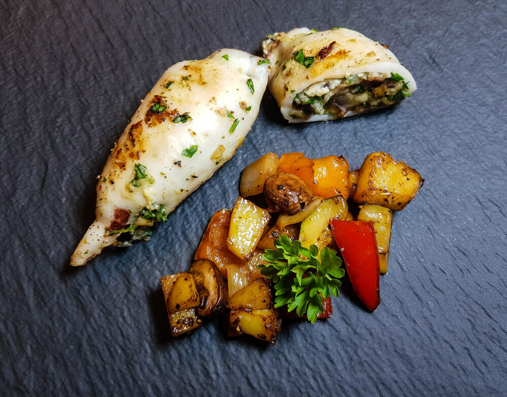 Calamari ripieni di zucchine  