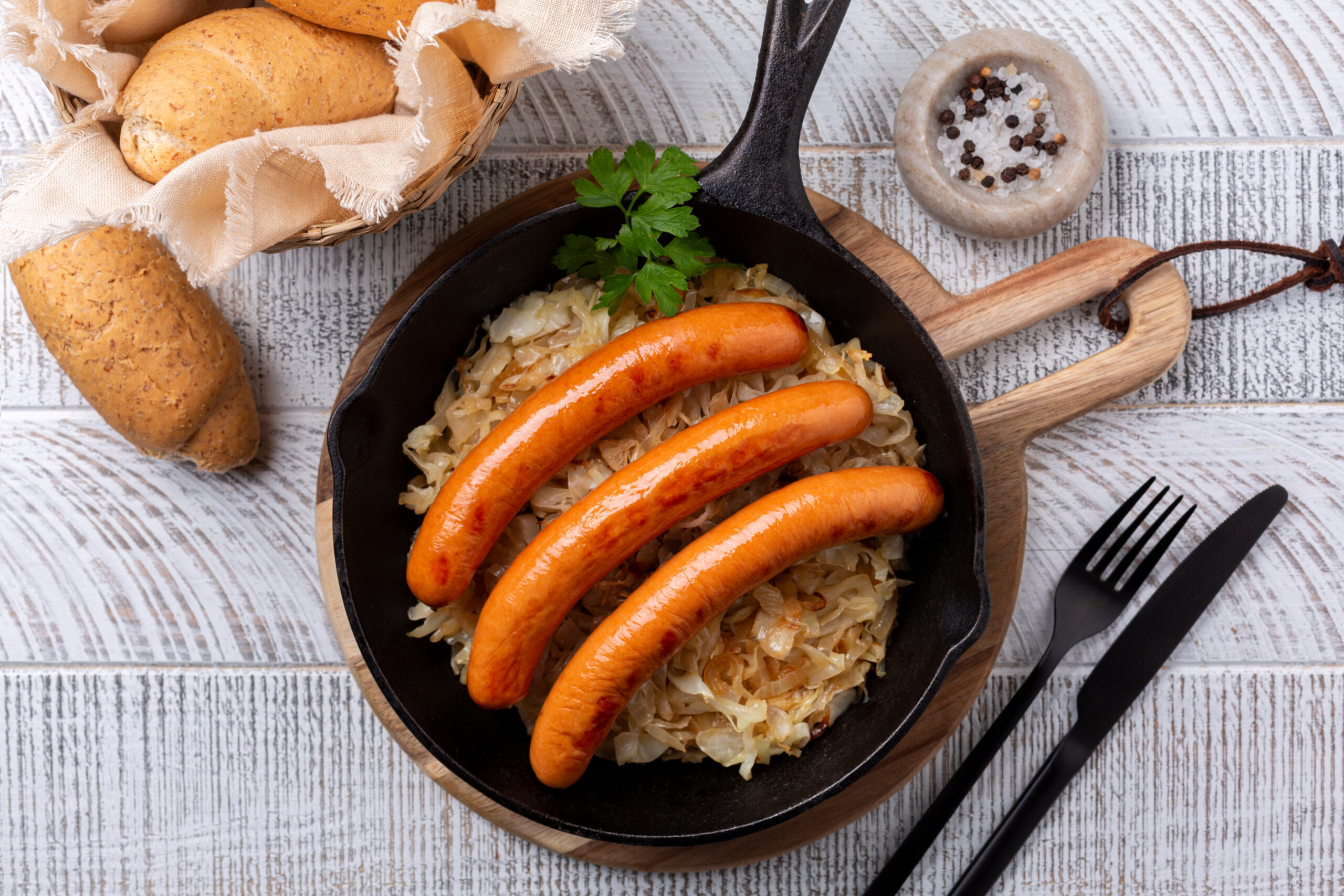 Würstel Servelade con Patate e Cipolle al Forno  